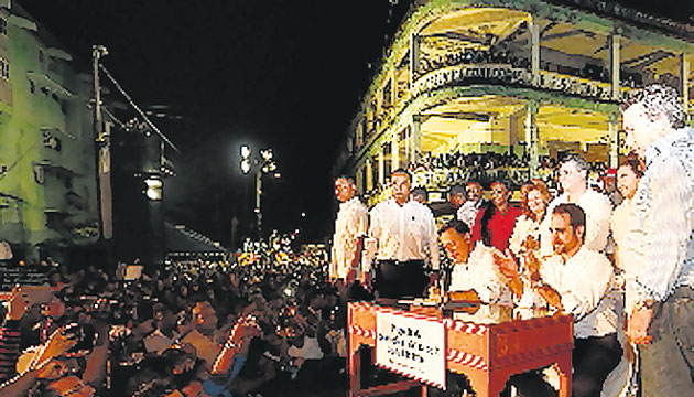 El mismo día de su toma de posesión, Varela viaja a la ciudad de Colón para el lanzamiento del proyecto de renovación urbana que pretende transformar a la principal urbe del caribe panameño.