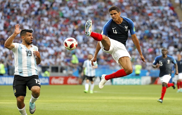 Raphäel Varane durante el partido ante Argentina. Foto EFE Raphäel Varane durante el partido ante Argentina. Foto EFE