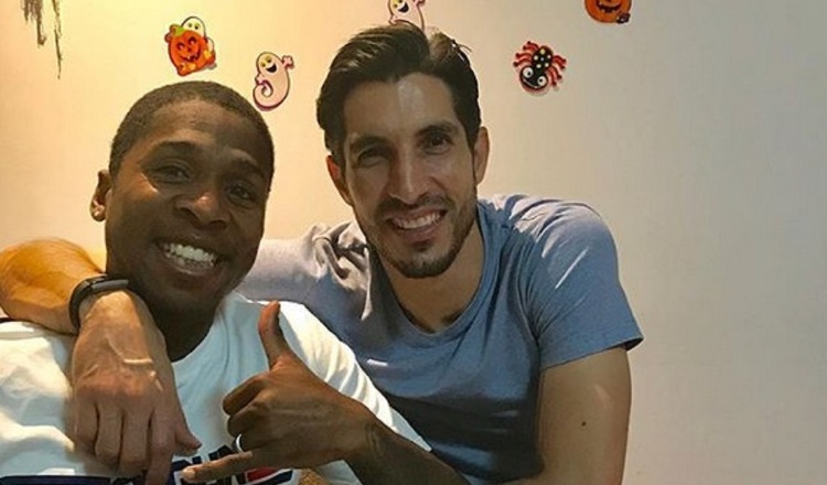 Armando Cooper y Jaime Penedo, reunidos en Rumania. /Foto @jaimepenedo