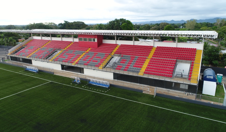 El estadio San Cristóbal tuvo un costo de 3.8 millones de dólares /Foto Mayra Madrid