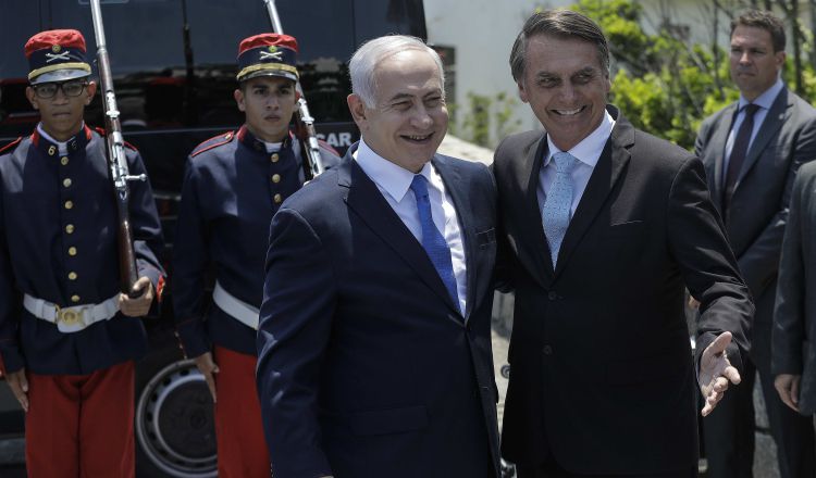 El primer ministro se reunió con Bolsonaro el viernes tras su llegada a Brasil, país que visita por primera vez un jefe de Estado israelí. EFE