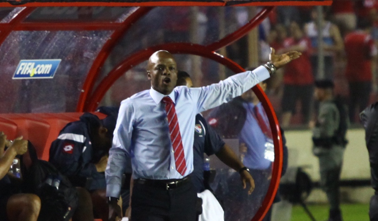 Julio César Dely Valdés arranca entrenamientos el lunes como interino del seleccionado panameño. Archivo