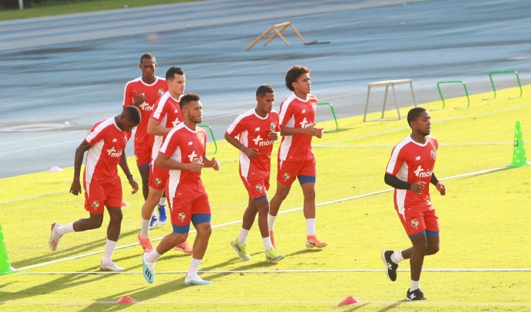 El seleccionado panameño entrenó en el Rommel Fernández. Anayansi Gamez