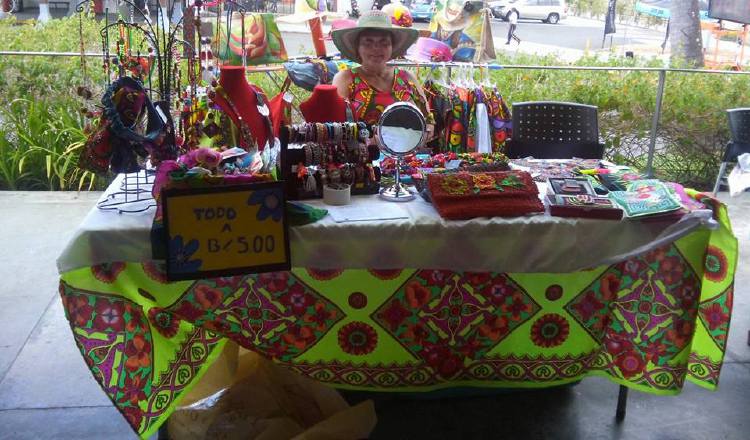 Durante French Market de agosto. Foto: Facebook