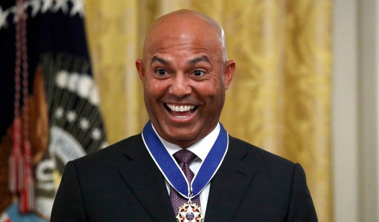 El panameño Mariano Rivera con la  Medalla Presidencial de la Libertad. Foto:AP