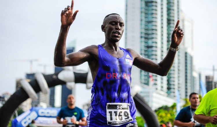 El keniano Joel Kiptanui vuelve a la Maratón de Panamá. Ocupó  el cuarto lugar en la edición del año pasado. Archivo