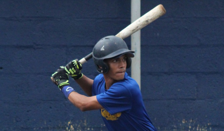 Colón debuta ante Veraguas en el béisbol nacional juvenil. Fedebeis