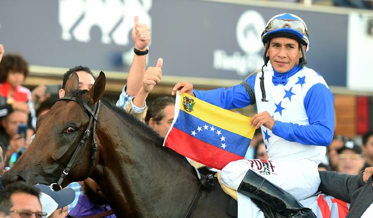 La delegación de  Venezuela recibe a The Brother Slew y su jinete Paco Lópz. Adam Coglianese