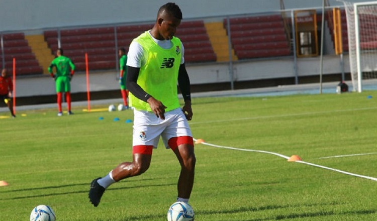 Fidel Escobar viene acarreando una lesión desde el pasado diciembre. Foto: Anayansi Gamez