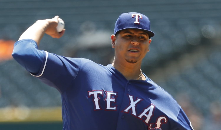 Ariel Jurado, de los Texas Rangers, se perfila como uno de los abridores de Panamá en el torneo. Foto AP