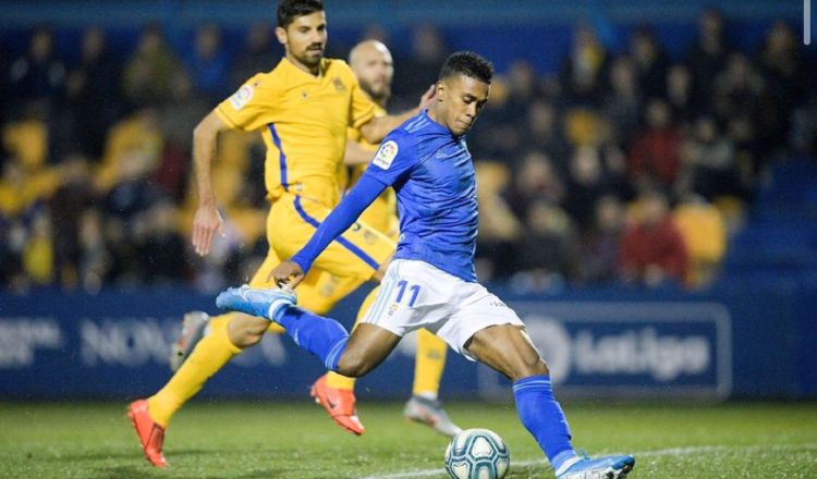 Yoel Bárcenas es jugador del Oviedo. Foto:Twitter