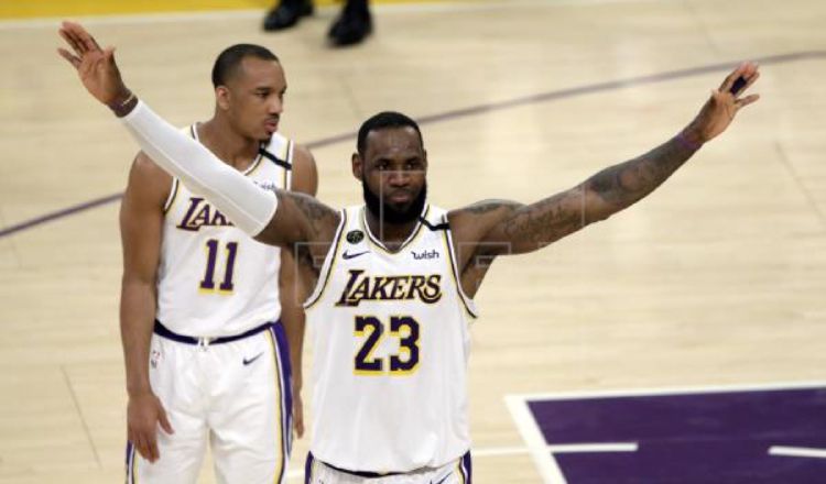 LeBron James fugura de los Lakers (23). Foto:EFE