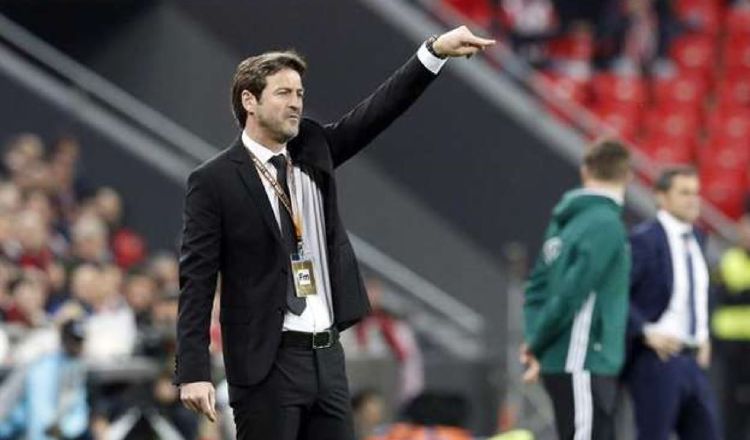 Thomas Christiansen fue elegido para dirigir a Panamá en el camino Catar 2022. Foto:EFE