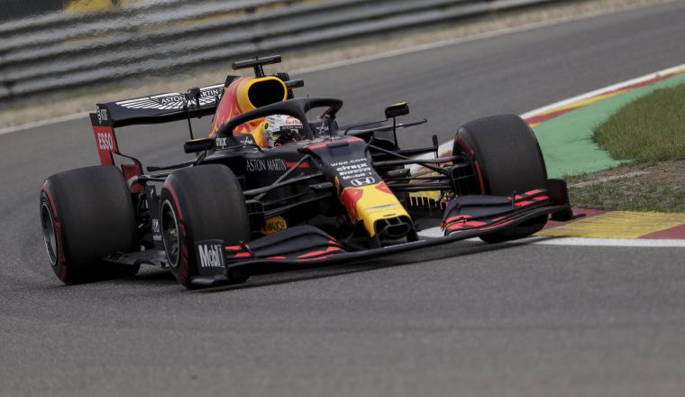 El piloto holandés Max Verstappen durante los entrenamientos. Foto:EFE