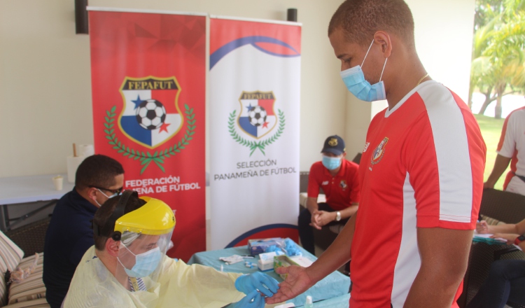 Los jugadores realizaron sus test de la COVID-19. Foto:Fepafut