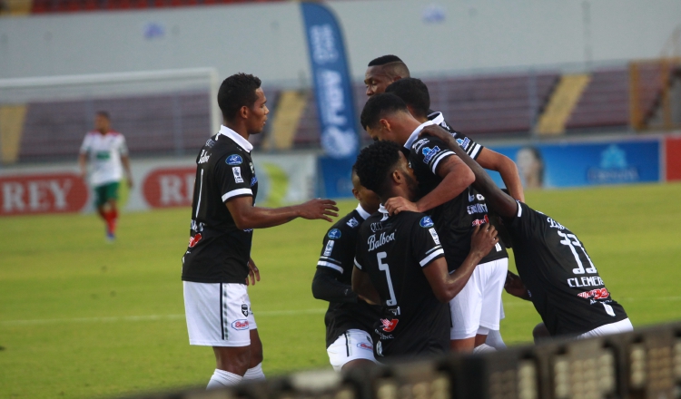 Jugadores del Tauro, el último campeón en la LPF, también mostró su desacuerdo por la eliminación del Clausura 2020. Foto: Anayansi Gamez