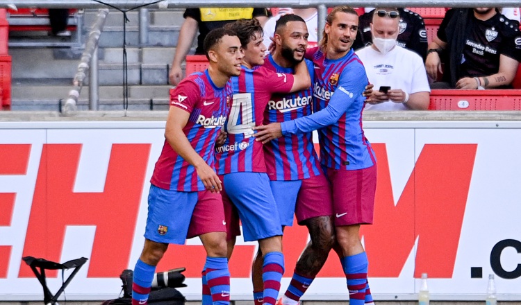 Jugadores del Barcelona. Foto:EFE