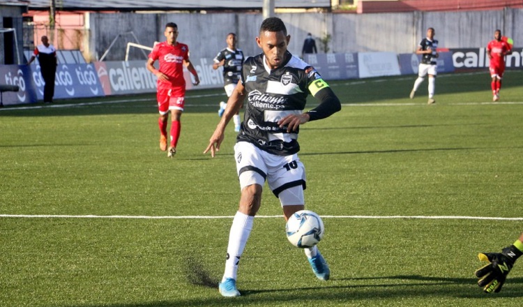 Ismael Díaz, jugador taurino. Foto:Fepafut