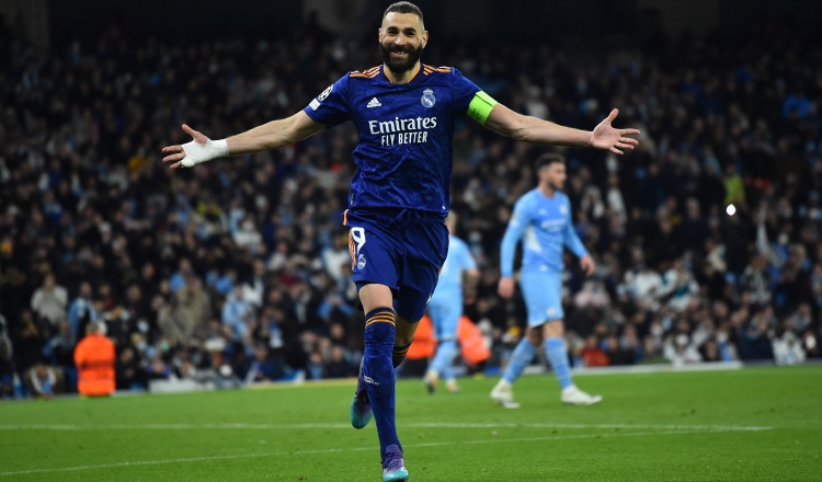 Karim Benzema anotó dos goles para el Real Madrid. Foto:EFE