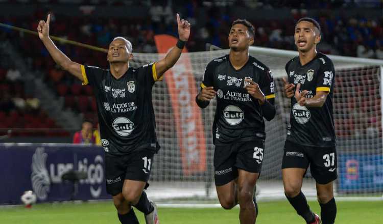 Jugadores del CAI de La Chorrera. Foto: LPF