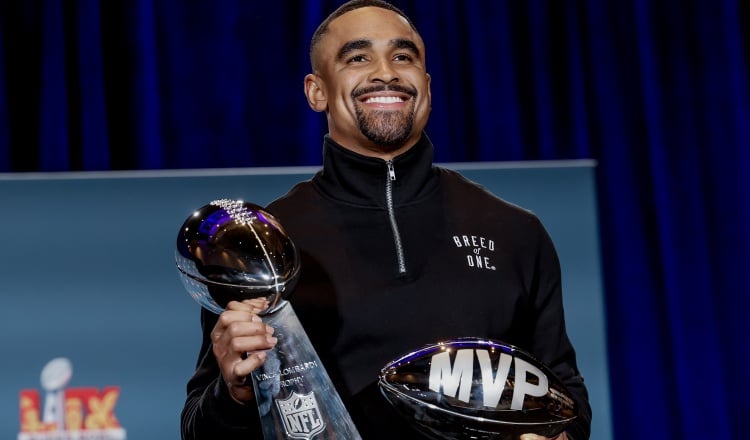 Jalen Hurts, 'quarterback' de los Philadelphia Eagles. Foto: EFE