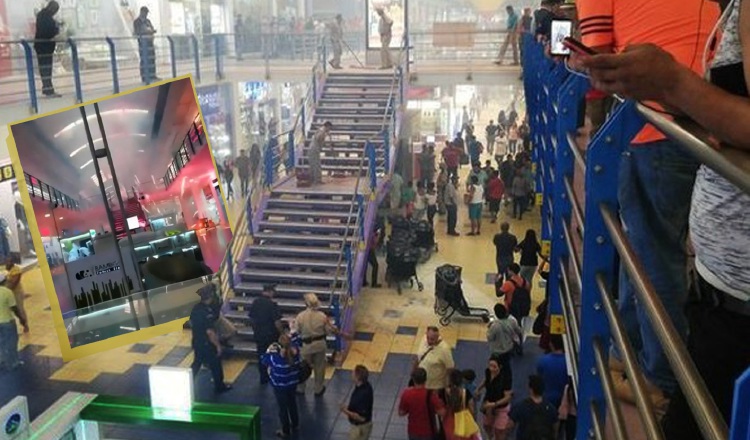 Pirotecnia dentro del centro comercial tomó por sorpresa a la policía y a la seguridad interna. 