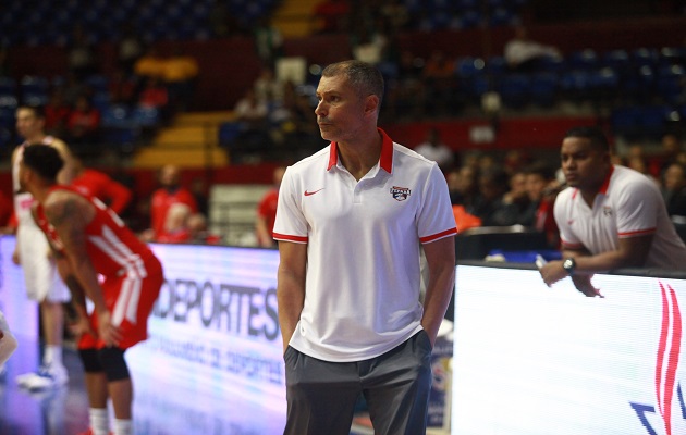 Manuel Hussein  en el juego del domingo.