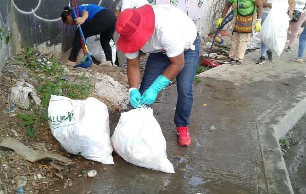 Operativo de limpieza en San Miguelito.