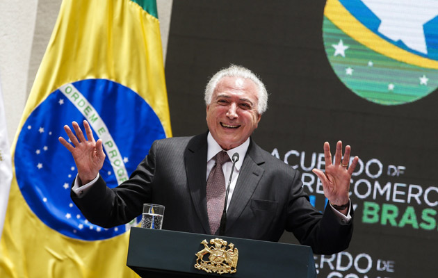 El presidente Michel Temer llegó a un acuerdo con los jueces para darles el aumento salarial. FOTO/EFE