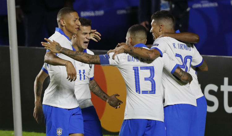 Celebración de la selección brasileña. Foto AP