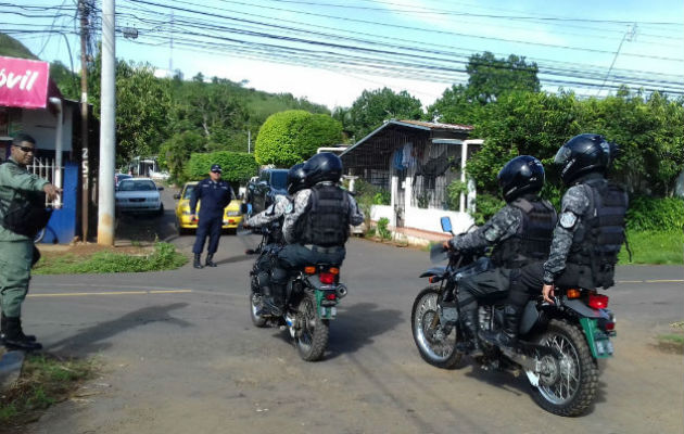 La Policía Nacional mantiene operativos en el sector para dar con los delincuentes.