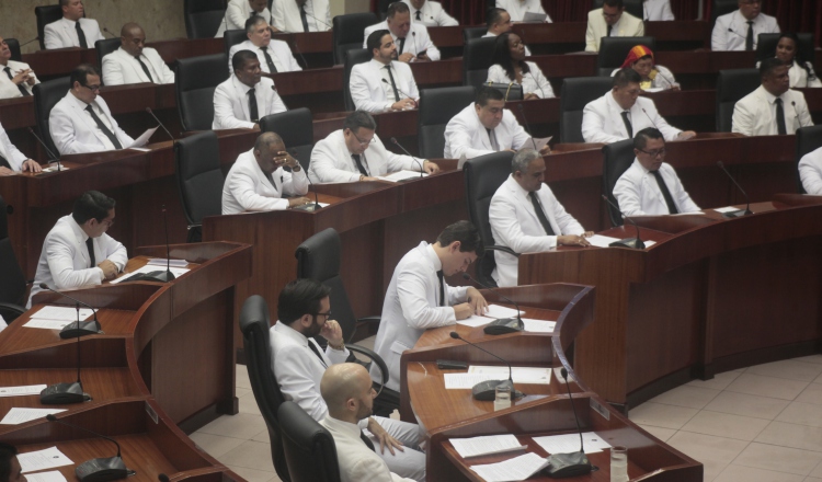 Los diputados de la bancada independiente también aspiran a estar en todas las comisiones de la Asamblea Nacional.