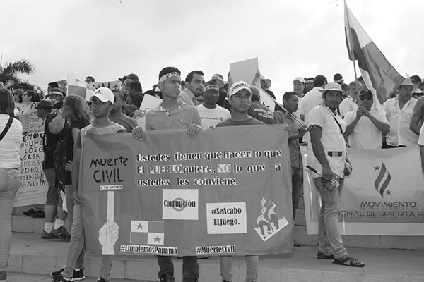 Sin la participación ciudadana cualquier reforma será siempre ilegitima, de acuerdo a la teoría y doctrina constitucional, y deben ser rechazadas.Foto: Archivo.