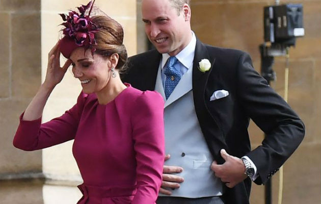 Duquesa de Cambridge, Kate Middleton y su esposo el principe William, apenados.