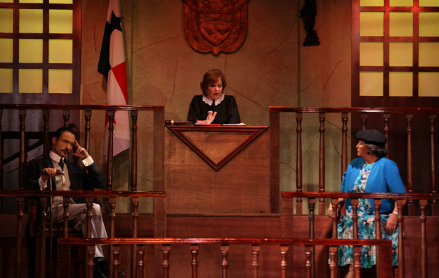 Otra escena de la obra 'El veredicto', de Juan David Morgan y Ernesto 'Neco' Endara. Foto: Archivo.