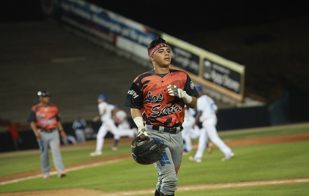 Liván Hernández y sus 15 ponches en Serie de Campeonato frente a