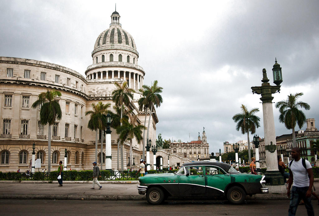 Cuba Veto para vender ropa importada inquieta Panam Am rica