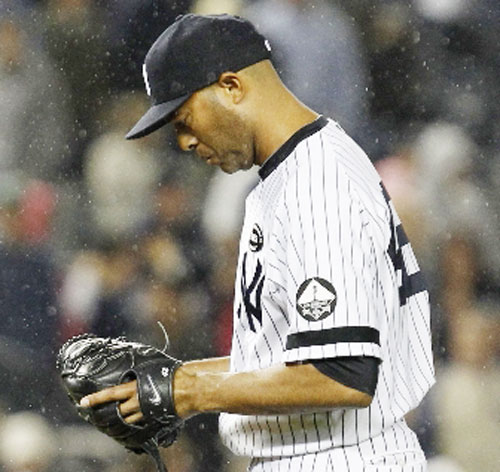 mariano rivera pitcheo