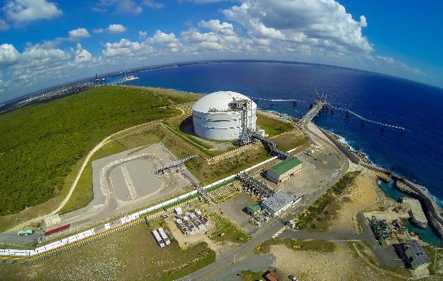 Planta de gas  natural de AES Andrés, en República Dominicana, la cual se replicará en Panamá.  / Cortesía