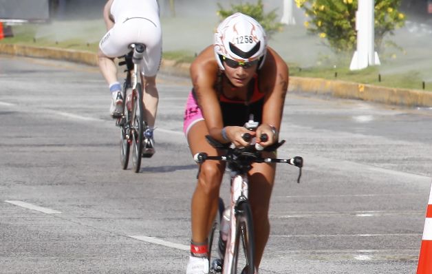 Carolina Dementiev le dedicó el triunfo a su madre.  / Foto Josué Arosemena