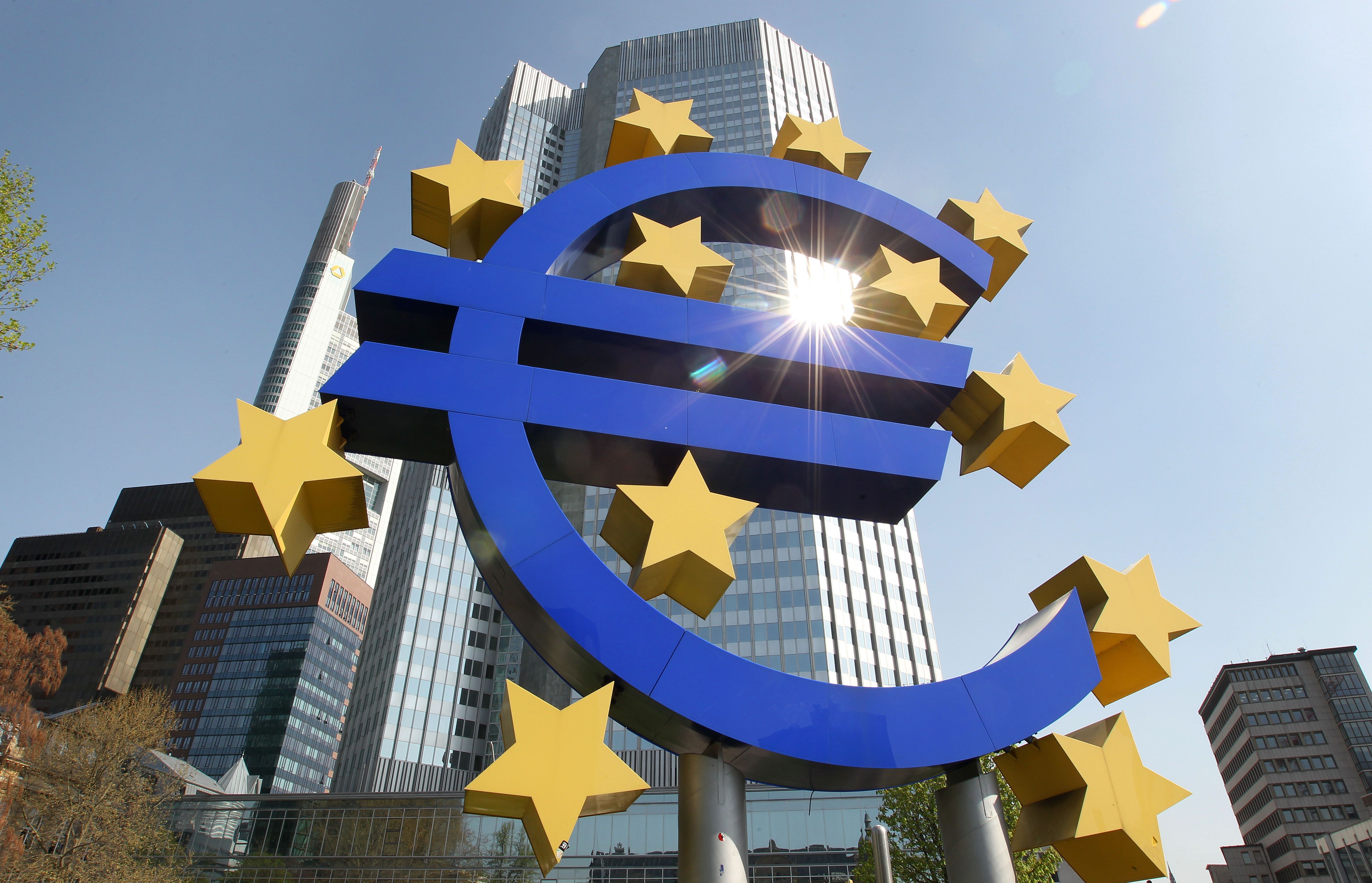 Banco Central Europeo aconseja  usar ahorro para otorgar incentivos 