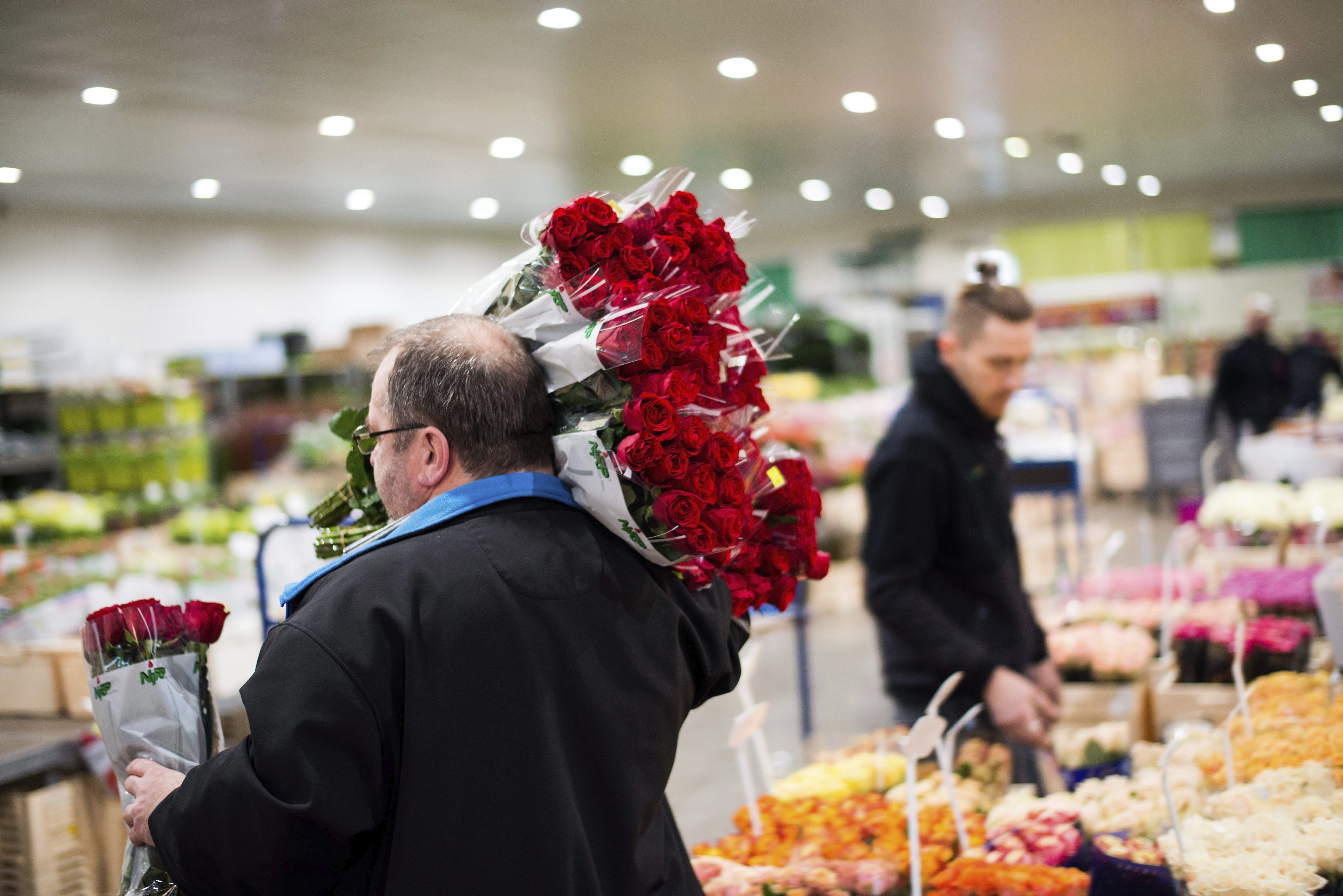 San Valentín devuelve el  dinamismo a las floristerías 