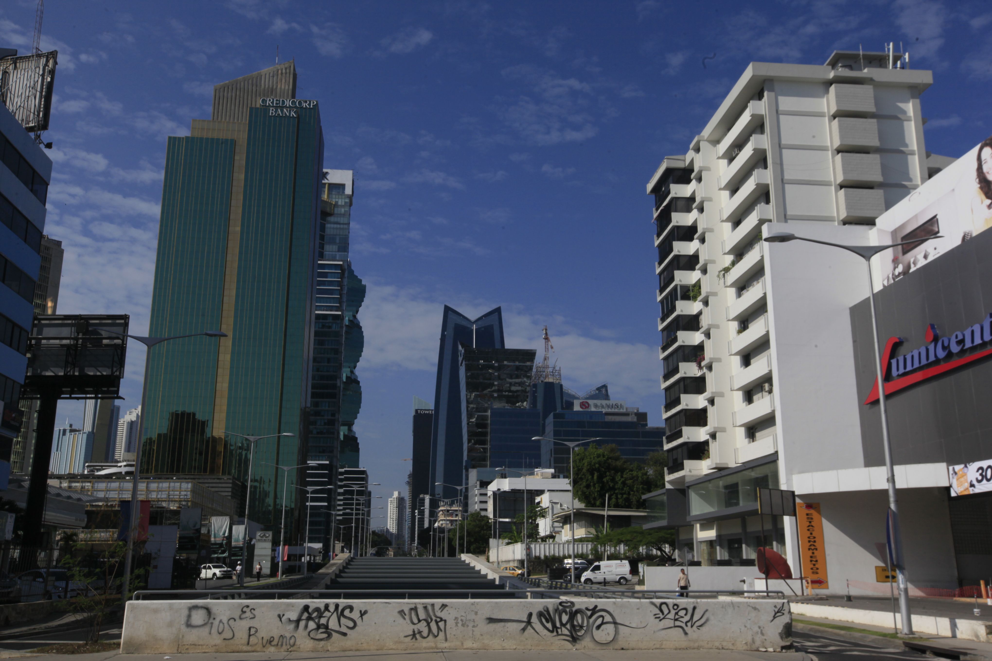 Panamanians on alert for rising interest rates in banks