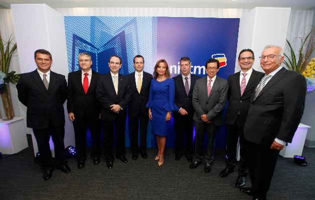 1.  Carlos Raúl Yepes, Dulcidio De La Guardia, Rodrigo Prieto, Ricardo Fernández, Aimee Sentmat de Grimaldo, Jaime Velásquez, José Acosta, Juan Carlos Mora y Michael Bettsack. 