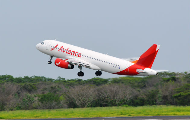 La aerolínea colombiana Avianca anunció hoy que agotará 