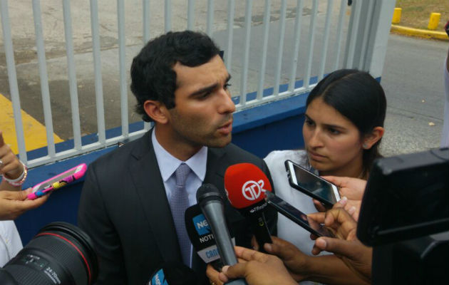 Desde el mediodía están en la sede de la Policía Nacional, los hijos del exministro Mulino.