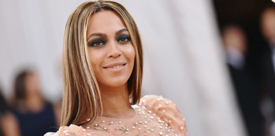 Beyoncé, acusada de fabricar con mano de obra esclava su línea de ropa |  Panamá América
