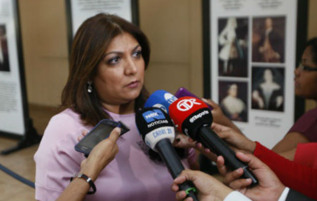 Farah Urrutia, jefa de Asuntos Jurídicos de Cancillería.