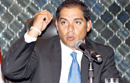 Adolfo Valderrama diputados y expresidente de la Asamblea Nacional