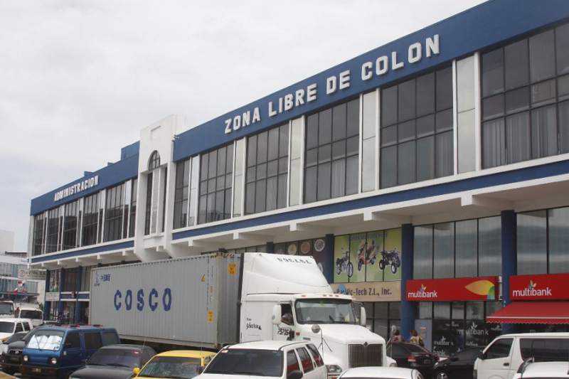  Colombia empezó en 2012 a aplicar aranceles de 10% a los calzados y textiles provenientes de la Zona Libre de Colón/Archivo.